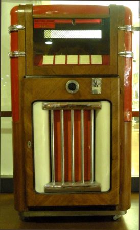 Appareil de reproduction sonore : Bussophone