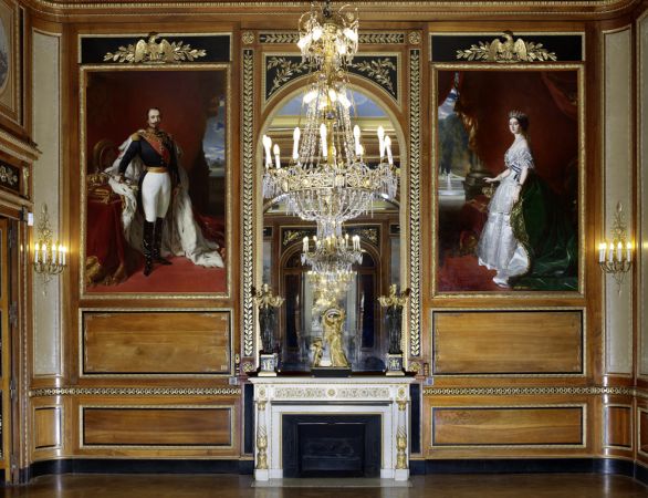 Tableau : Villa Masséna. Salon des portraits. Portraits de l’impératrice Eugénie et de Napoléon III